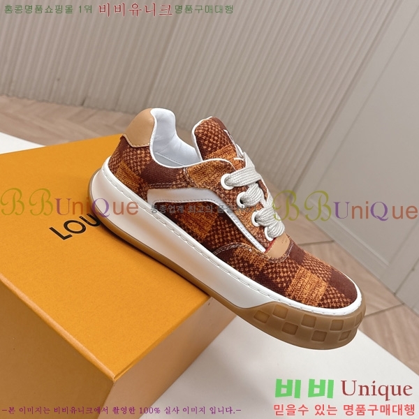 �������� ���̺��� Tilted Sneaker ����Ŀ�� LV402282-6
