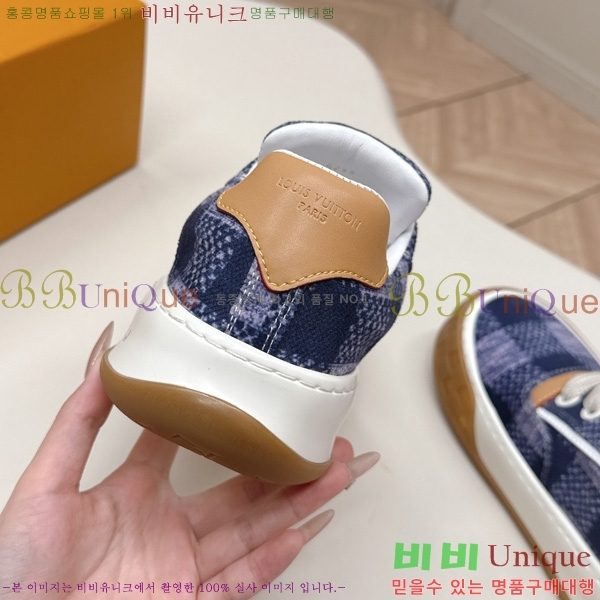 �������� ���̺��� Tilted Sneaker ����Ŀ�� LV402282-17