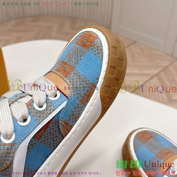 �������� ���̺��� Tilted Sneaker ����Ŀ�� LV402282-16