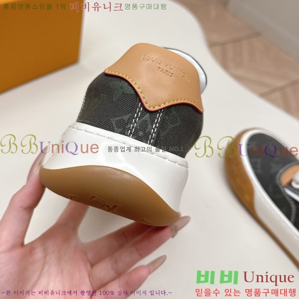�������� ���̺��� Tilted Sneaker ����Ŀ�� LV402282-3