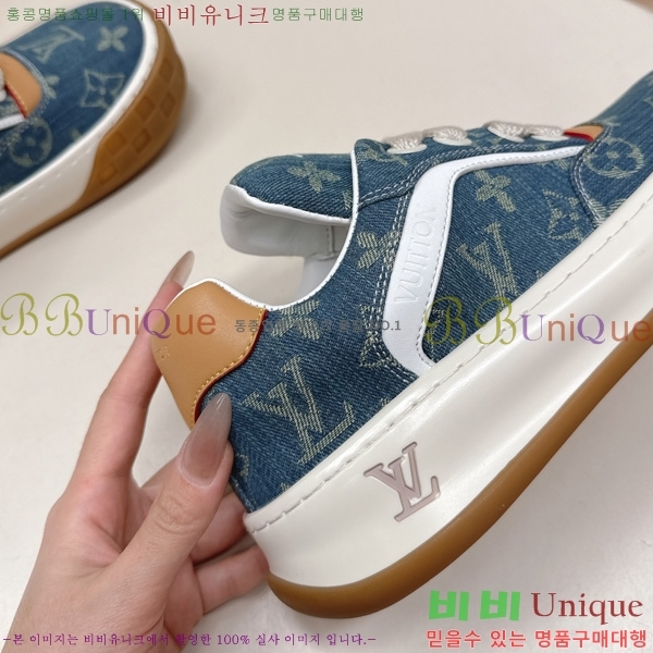 �������� ���̺��� Tilted Sneaker ����Ŀ�� LV402282-1