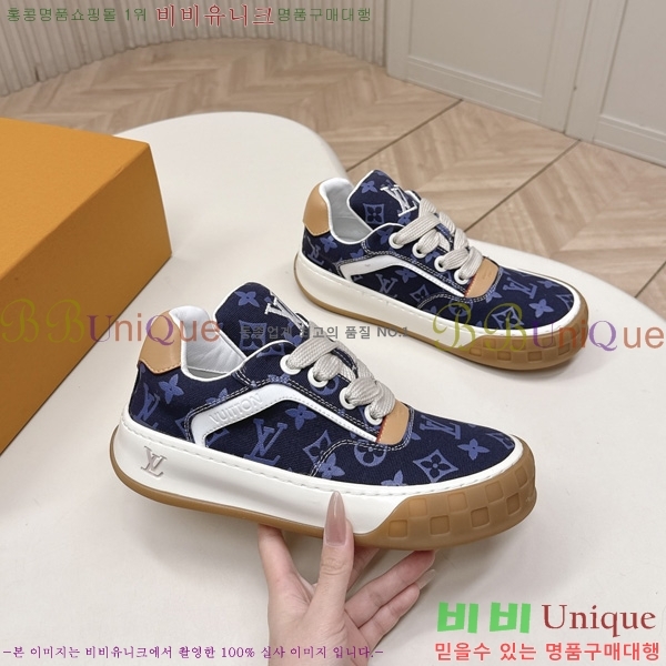 �������� ���̺��� Tilted Sneaker ����Ŀ�� LV402282-2
