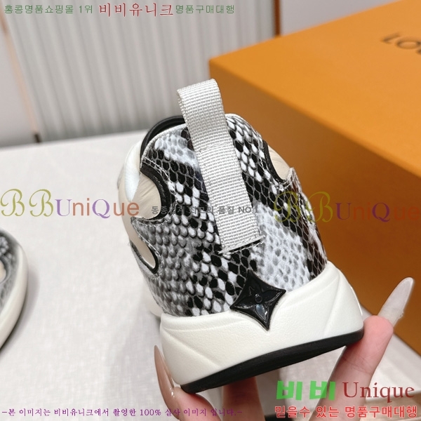 ���� ����*�� Runner Tatic ����Ŀ�� L4500123