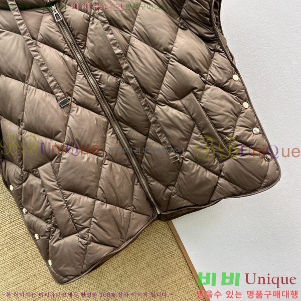 ���� ��**�� �ٿ� �е� ���� MAX054603446-1
