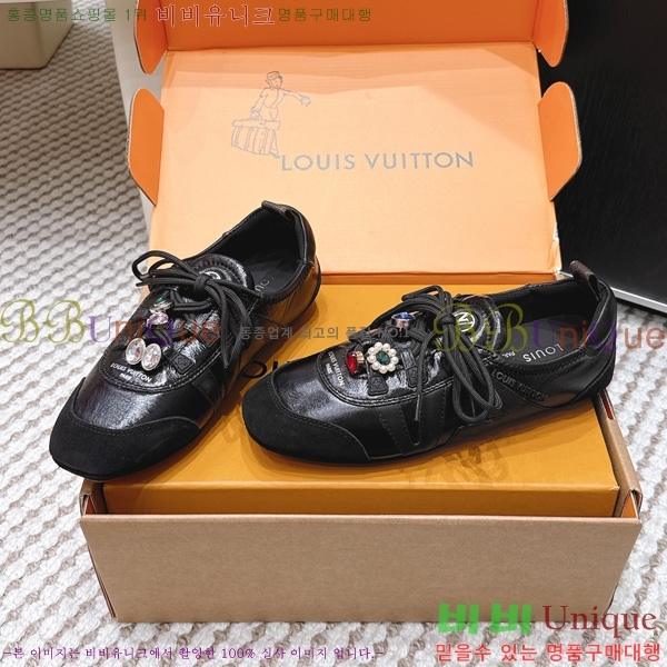 ���� ����*�� Sneakerina ����Ŀ�� 6LT205504