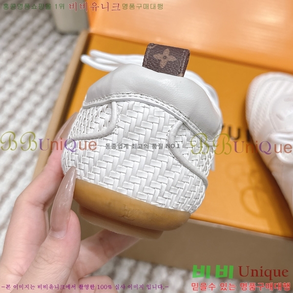���� ����*�� Sneakerina ����Ŀ�� 1LT889001-6