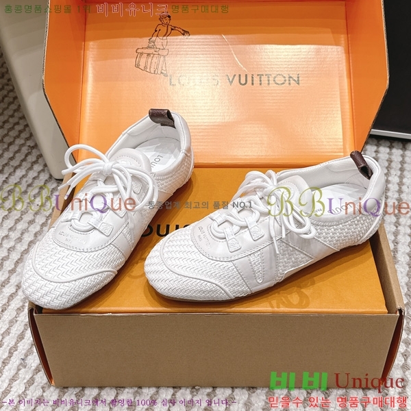 ���� ����*�� Sneakerina ����Ŀ�� 1LT889001-6