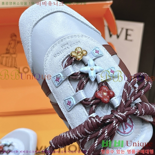 ���� ����*�� Sneakerina ����Ŀ�� 1LT8277702-2