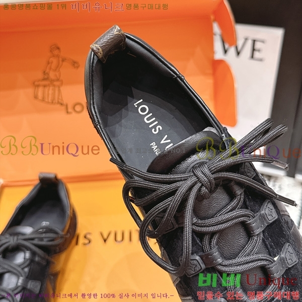 ���� ����*�� Sneakerina ����Ŀ�� 1LT8277702-1