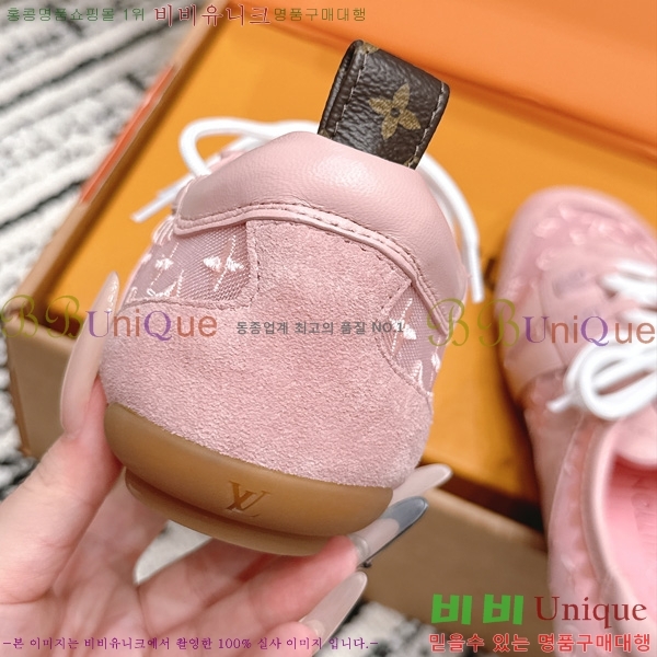 ���� ����*�� Sneakerina ����Ŀ�� 1LT8277702