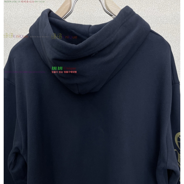 ���� ũ������ �ĵ�Ƽ CH827938