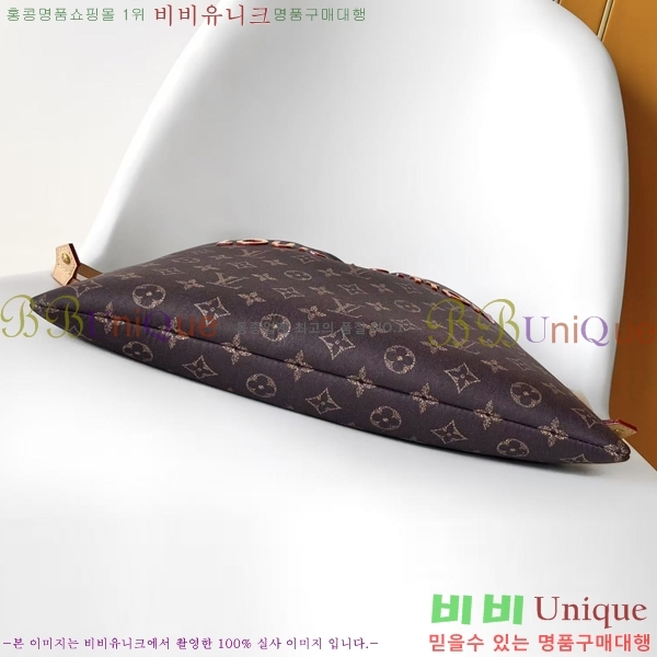 #����*�� Dust Bag Tote ���� M2A558-101