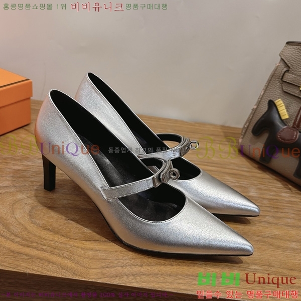 �����޽� Kelly ������ 3HE800091