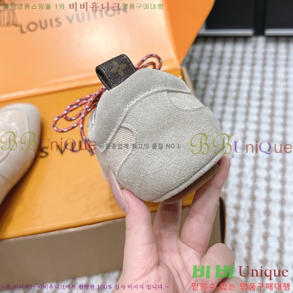 ���� ����*�� Sneakerina ����Ŀ�� 1LT278882-2